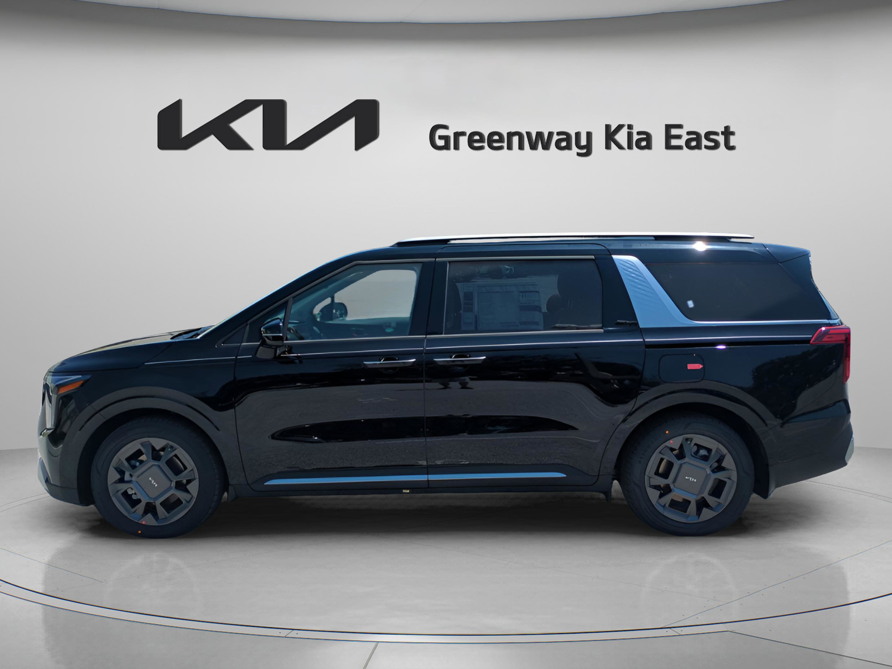2026 Kia Carnival SX photo 4