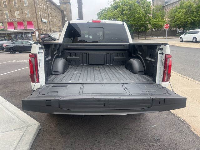 2024 Ford F-150 Lariat photo 21