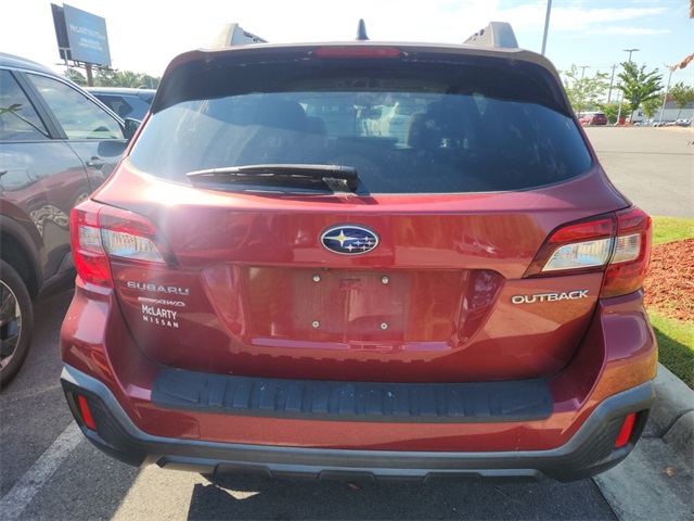 2018 Subaru Outback 2.5i Premium photo 3