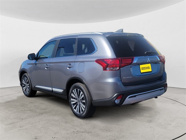 2020 Mitsubishi Outlander SEL photo 3