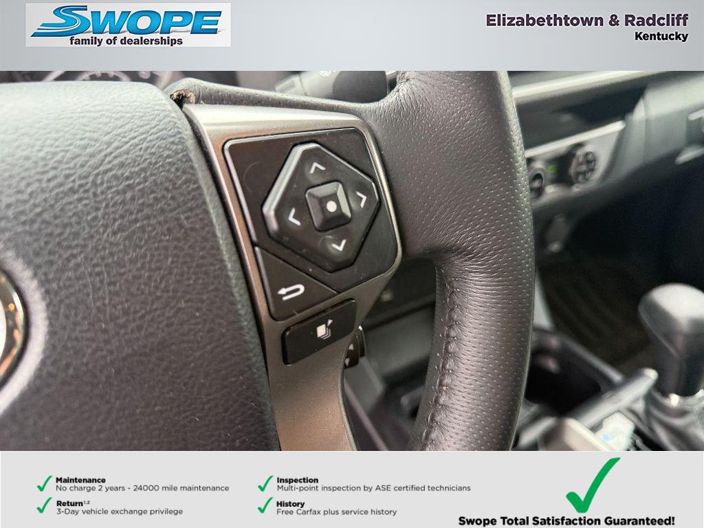 2017 Toyota Tacoma SR5 photo 16