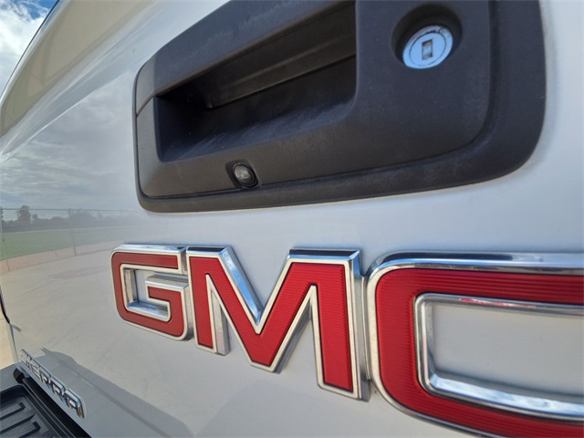 2019 Gmc Sierra HD SLE photo 26