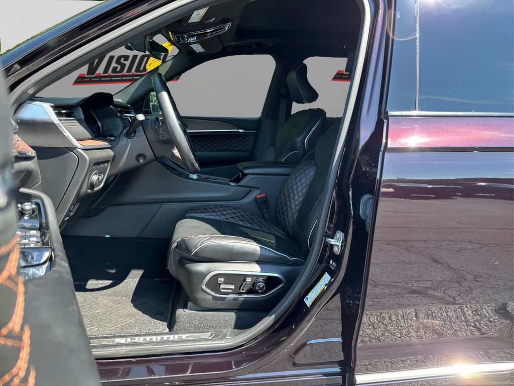 2022 Jeep Grand Cherokee Summit 4xe photo 7