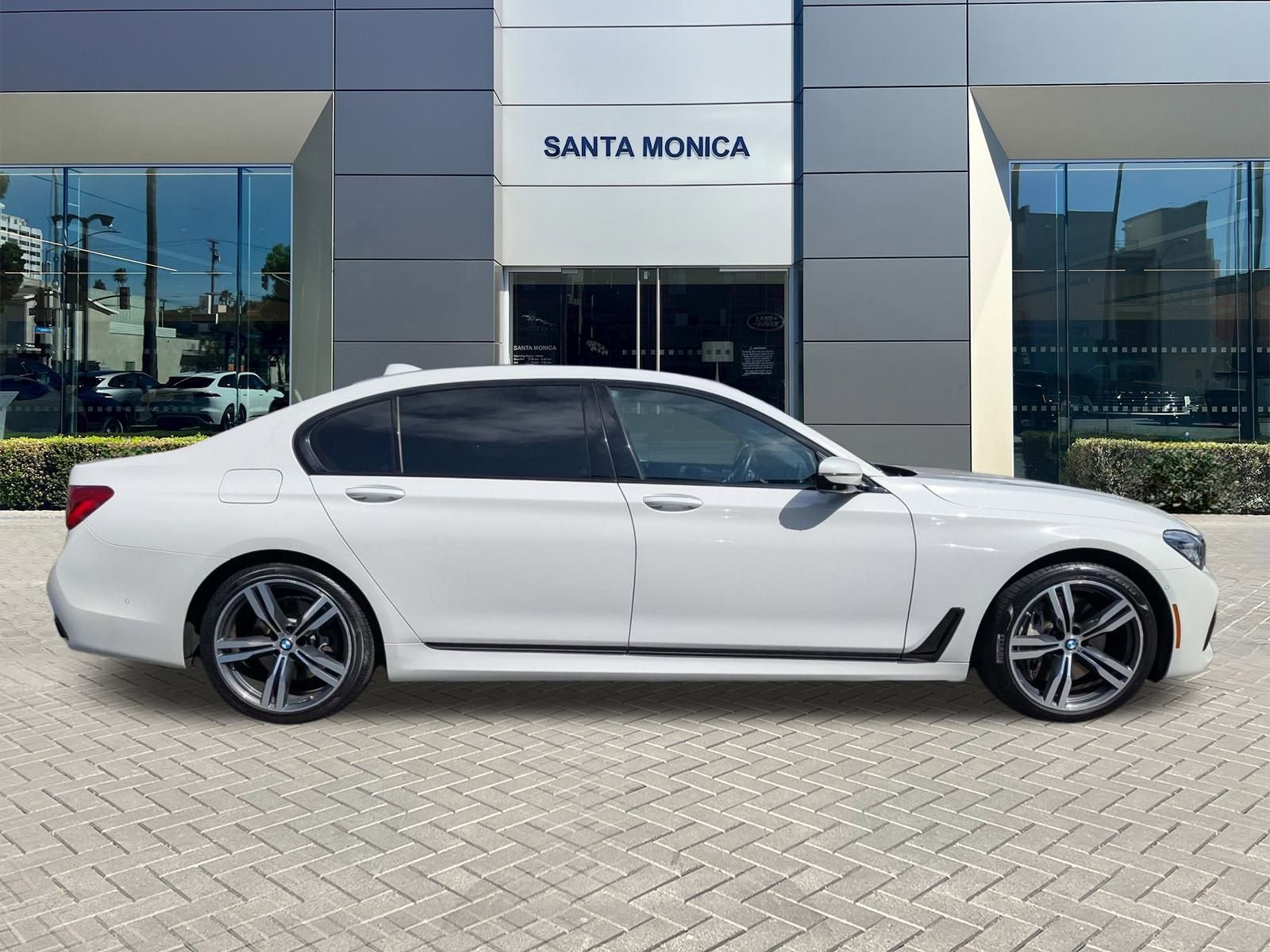 2019 Bmw 750i Sedan photo 4