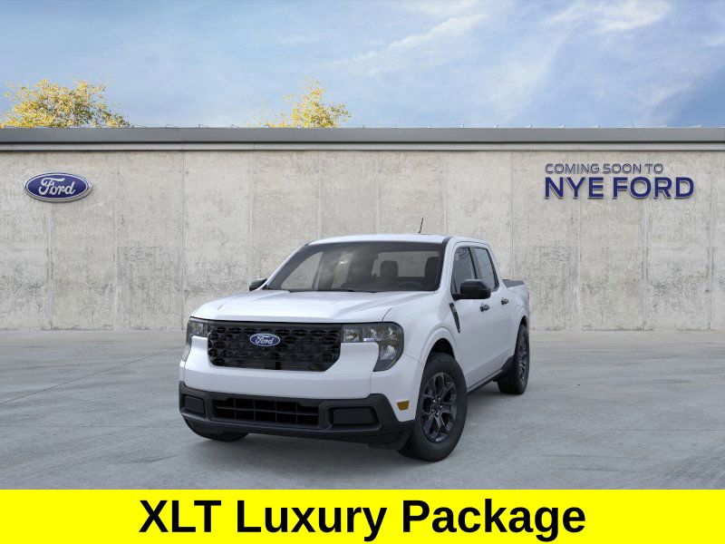 2025 Ford Maverick XLT photo 3