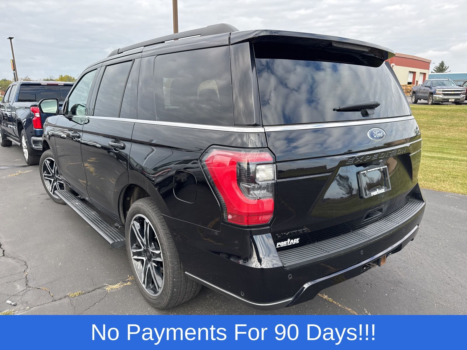 2021 Ford Expedition Limited photo 2