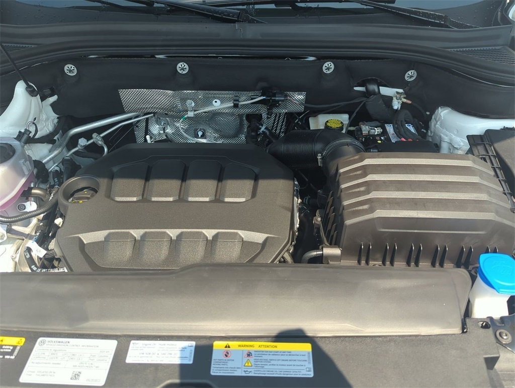 2025 Volkswagen Atlas SEL Premium R-Line photo 28