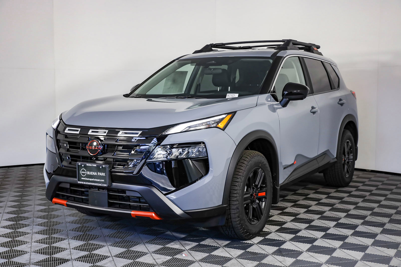 2025 Nissan Rogue AWD photo 2