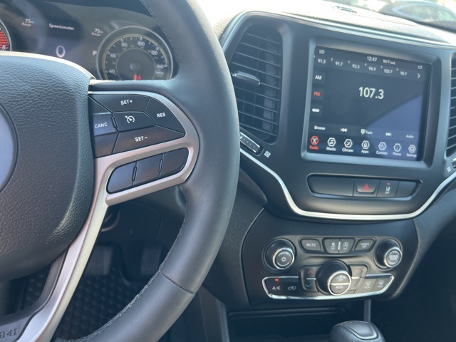 2022 Jeep Cherokee Latitude Lux photo 14