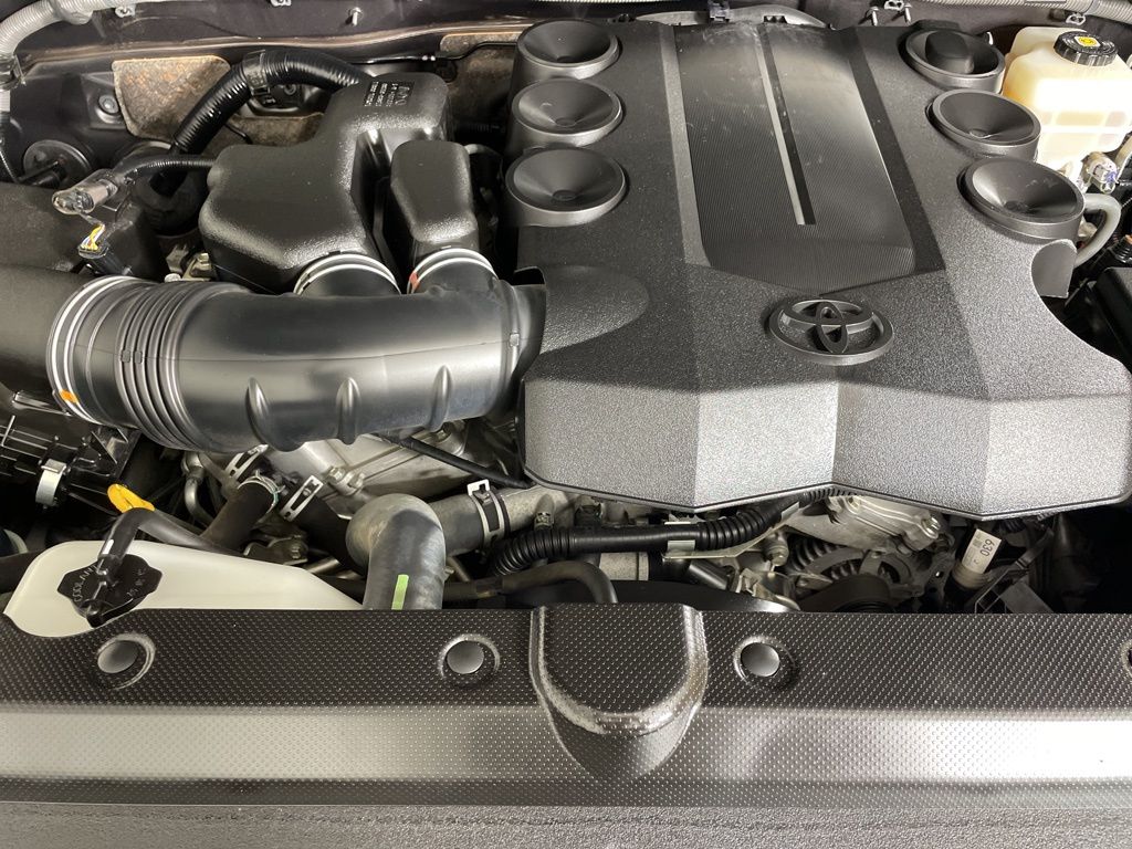 2019 Toyota 4Runner TRD Off-Road Premium photo 36