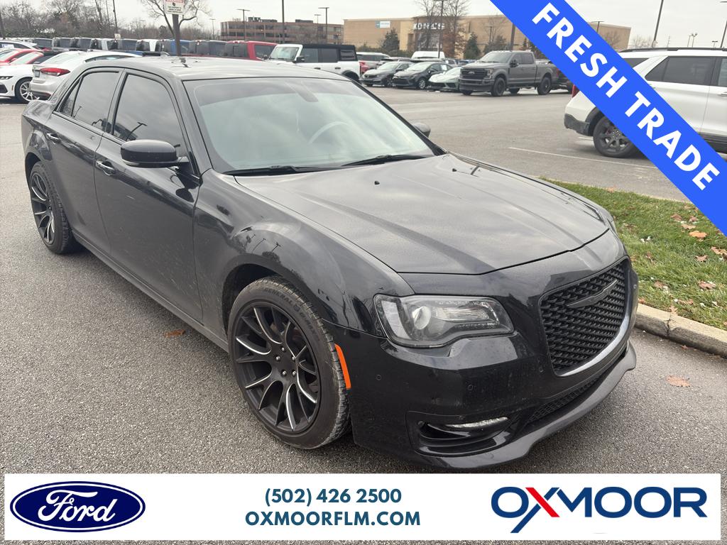 2022 Chrysler 300 Touring L's photo