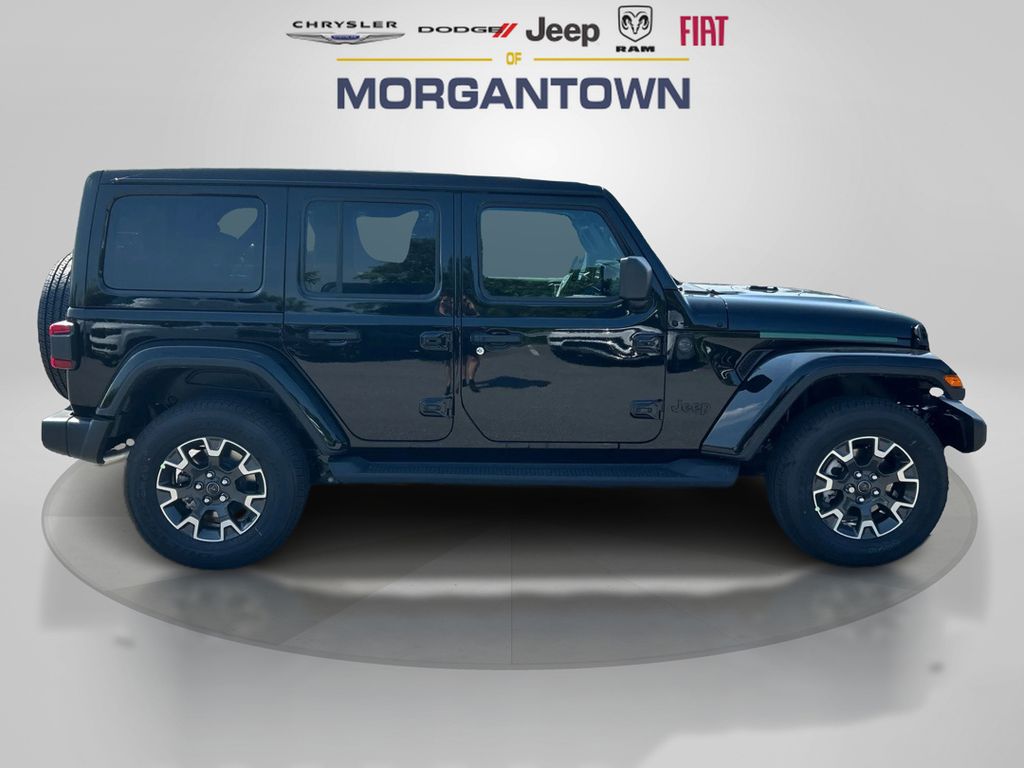 2025 Jeep Wrangler Sahara photo 4