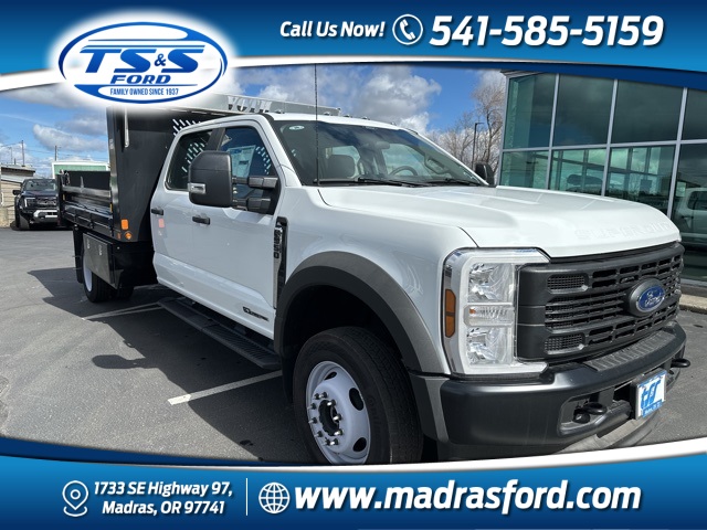 2024 Ford F-550 Super Duty Chassis Cab XL's photo