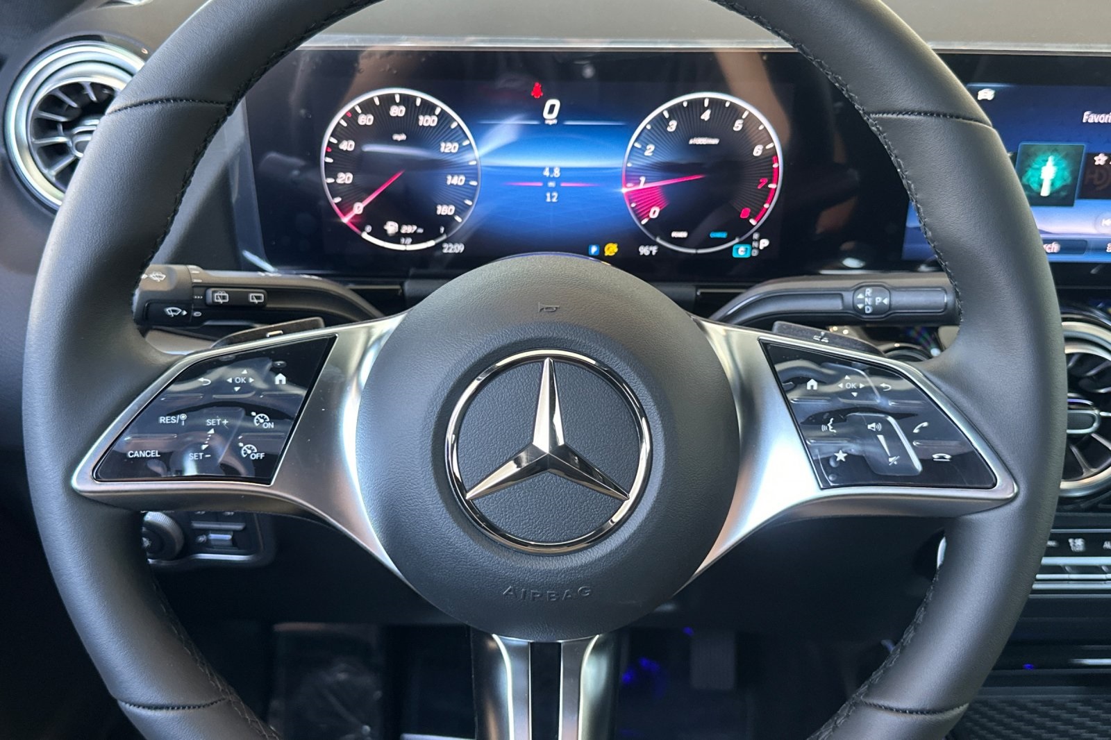 2026 Mercedes Benz GLA 250 4MATIC photo 20