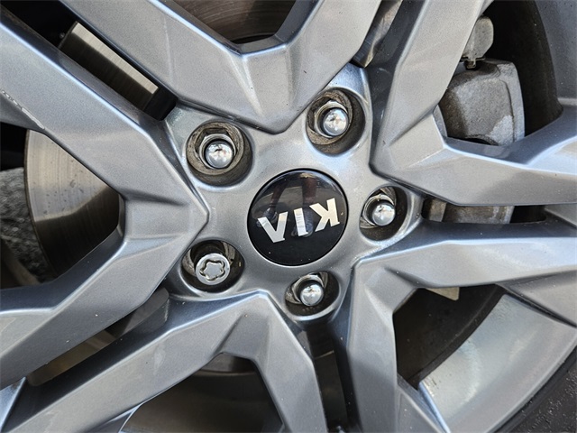 2021 Kia Seltos S photo 14