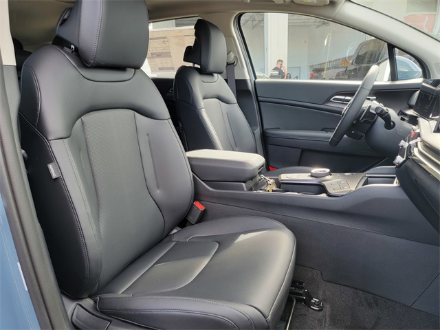 2026 Kia Sportage Hybrid EX photo 16