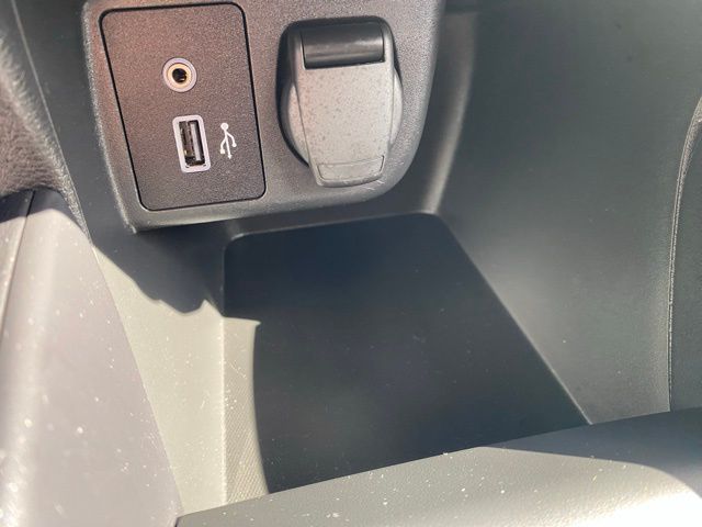 2024 Nissan Versa 1.6 S photo 16