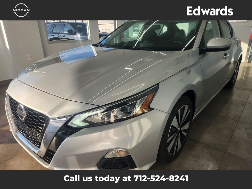 2021 Nissan Altima 2.5 SV photo 4