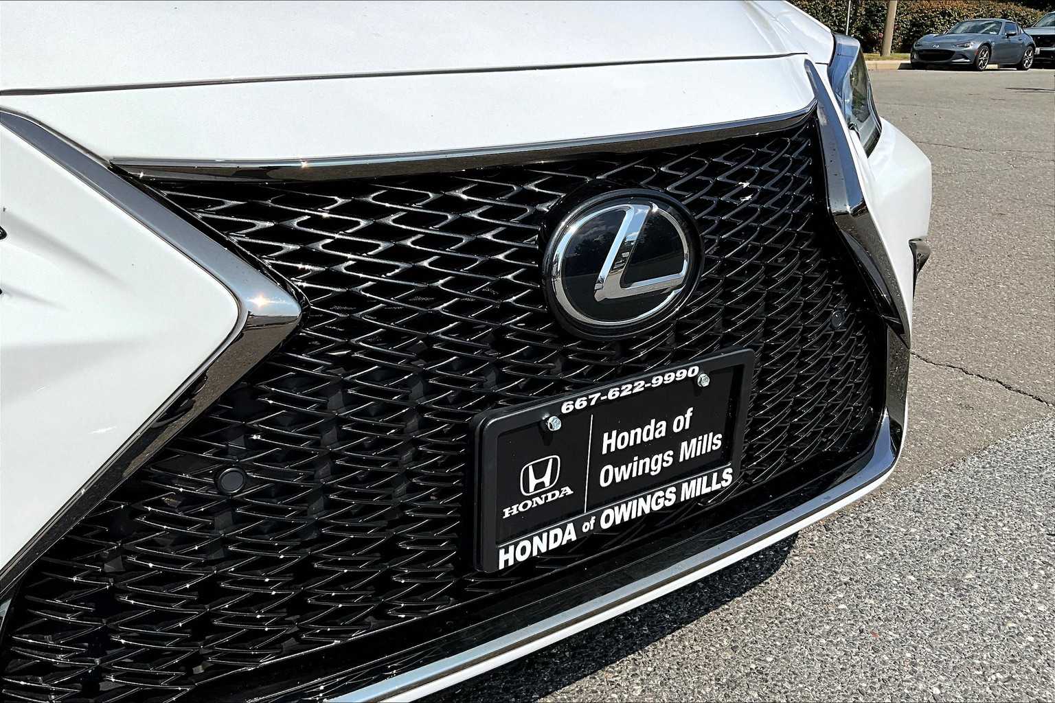 2022 Lexus ES F SPORT Handling photo 28