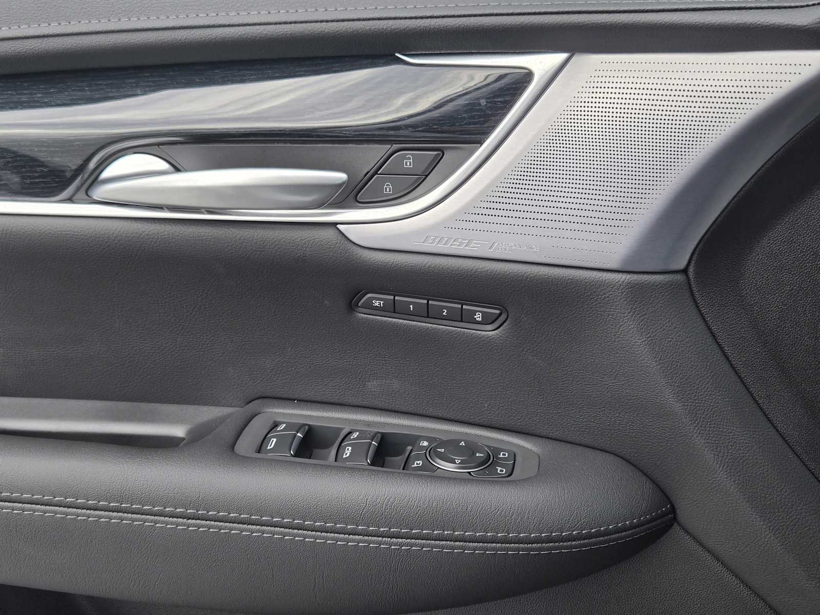 2025 Cadillac XT5 Premium Luxury photo 13