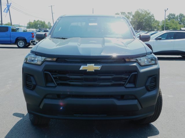 2026 Chevrolet Colorado Work Truck photo 2