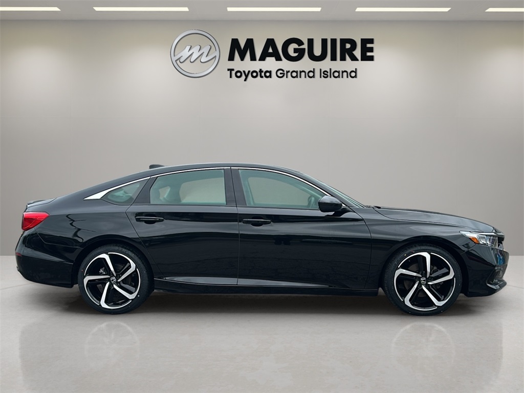 2022 Honda Accord Sport SE photo 2