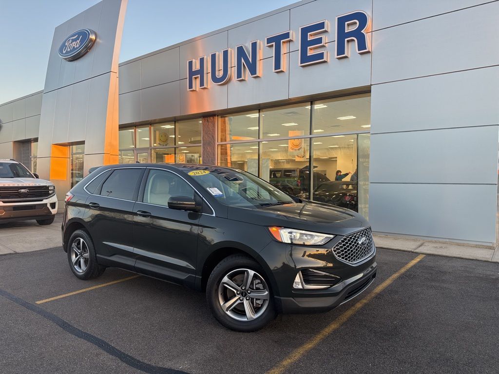 2024 Ford Edge