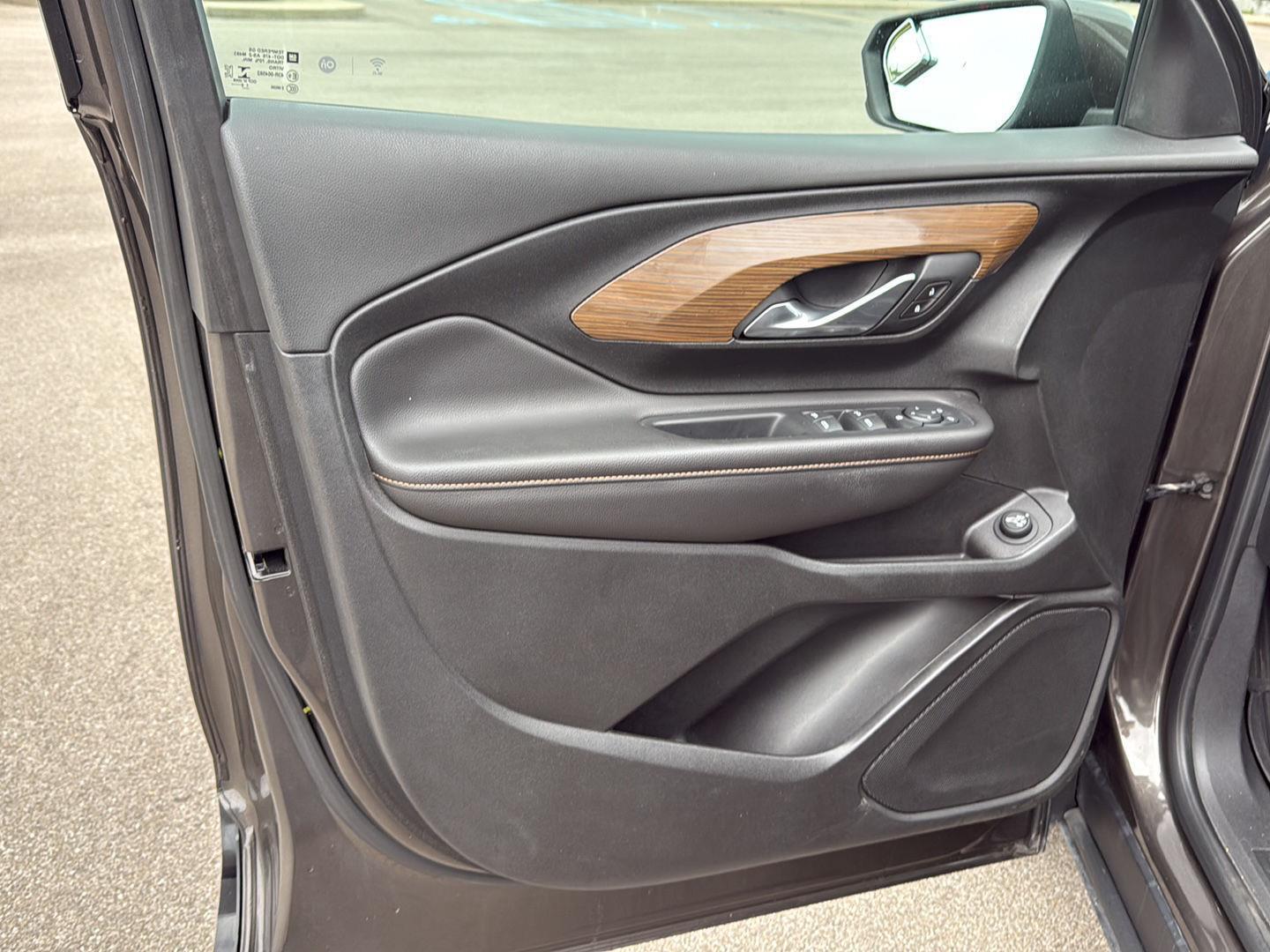 2020 Gmc Terrain SLE photo 14