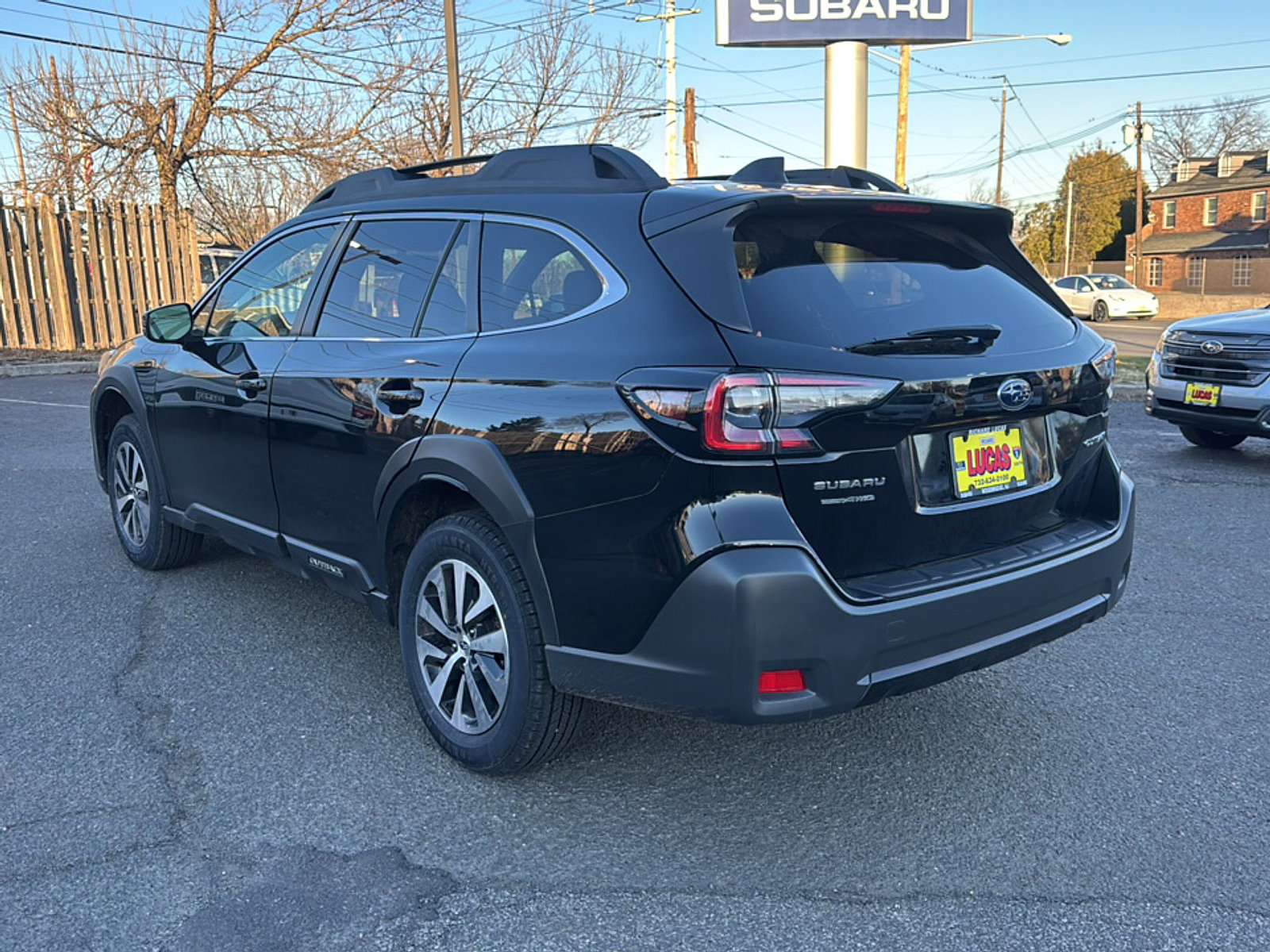 2024 Subaru Outback Premium photo 2