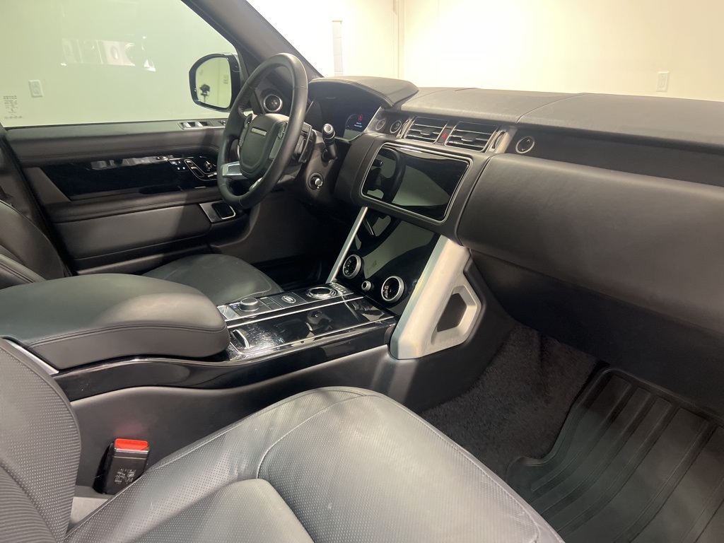 2020 Land Rover Range Rover HSE photo 21