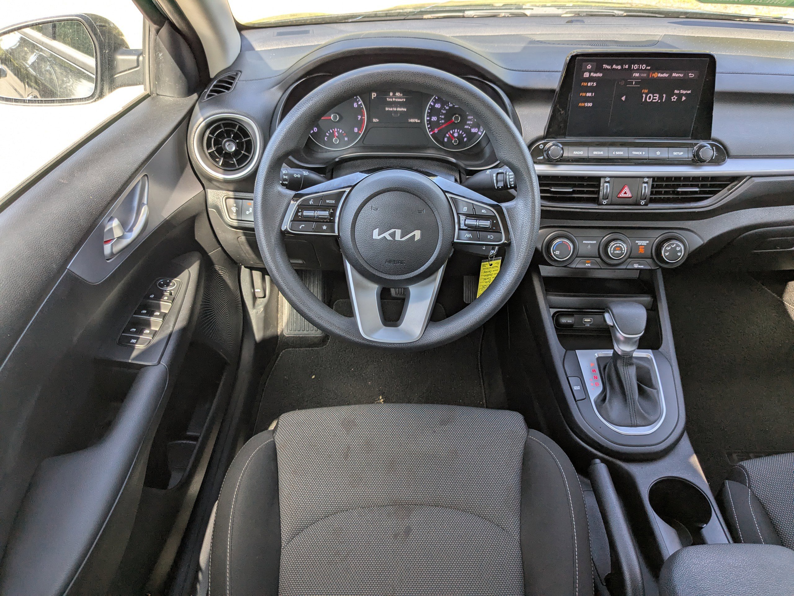 2024 Kia Forte LXS photo 12