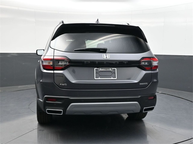 2025 Honda Pilot Touring photo 3