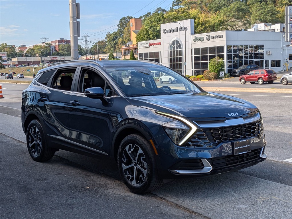 2023 Kia Sportage Hybrid EX photo 2