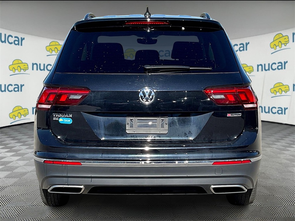 2021 Volkswagen Tiguan SE photo 2