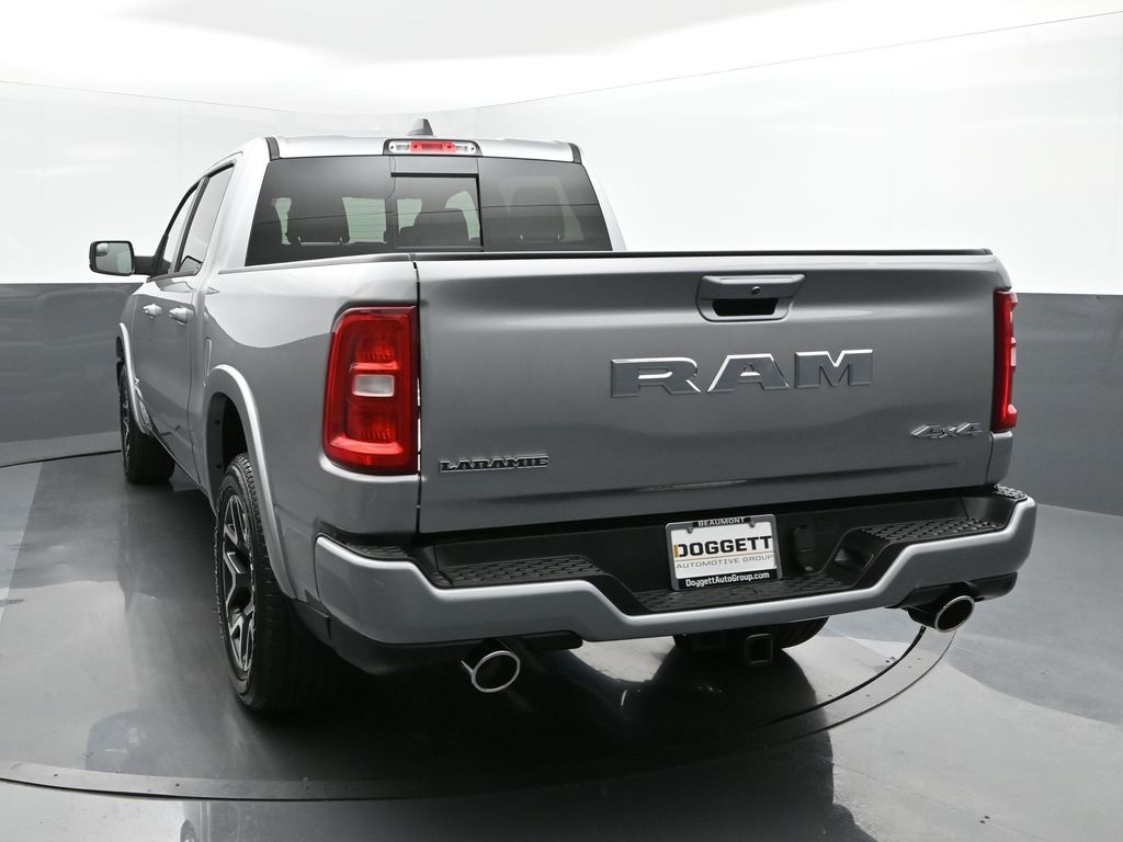 2025 Ram 1500 Laramie photo 8