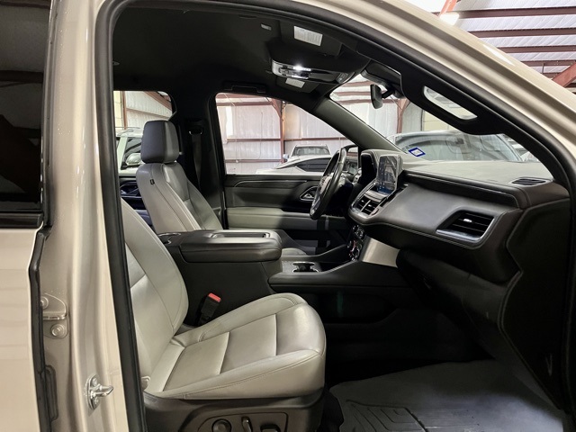 2022 Chevrolet Suburban Z71 photo 17