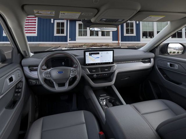 2025 Ford Explorer photo 7