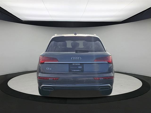 2022 Audi Q5 S line Premium Plus photo 3