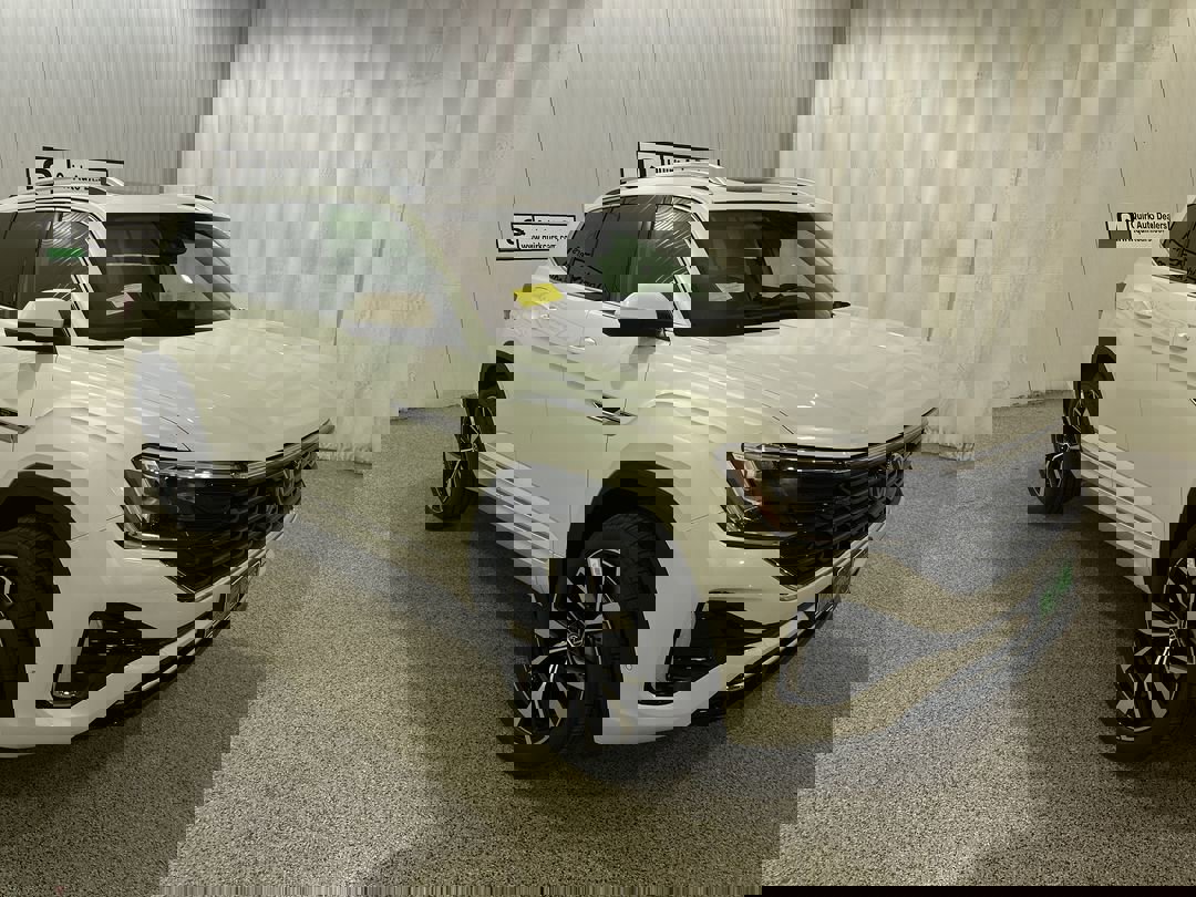 2026 Volkswagen Atlas SEL Premium R-Line's photo