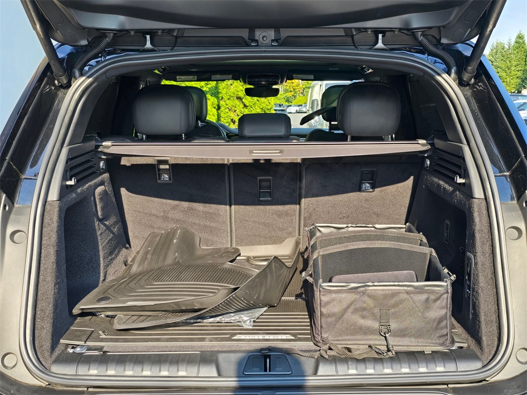 2025 Land Rover Range Rover Sport SE photo 23
