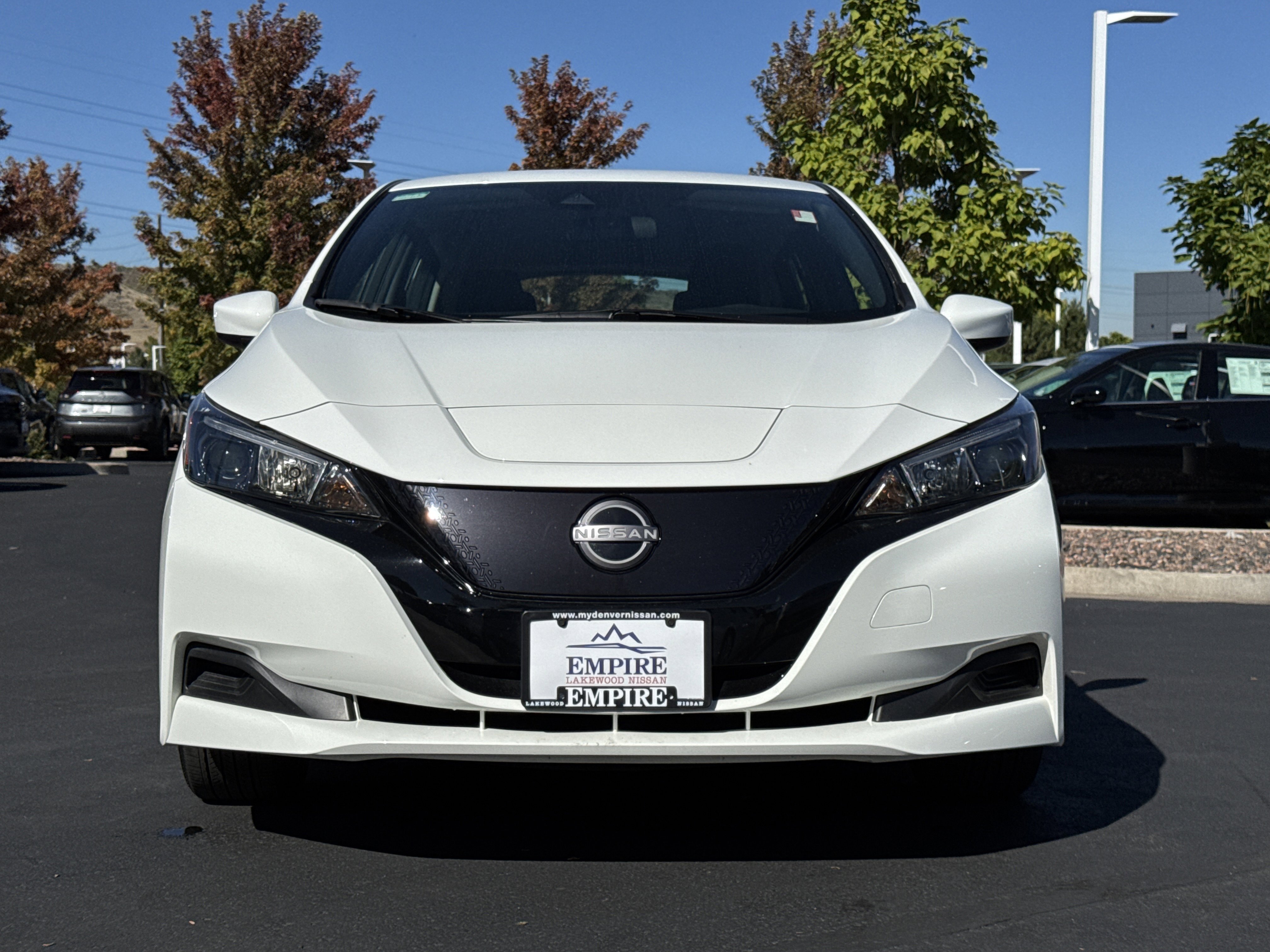 2024 Nissan Leaf S photo 3