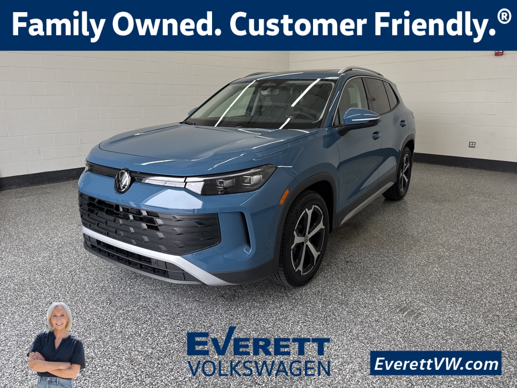 2026 Volkswagen Tiguan SE's photo