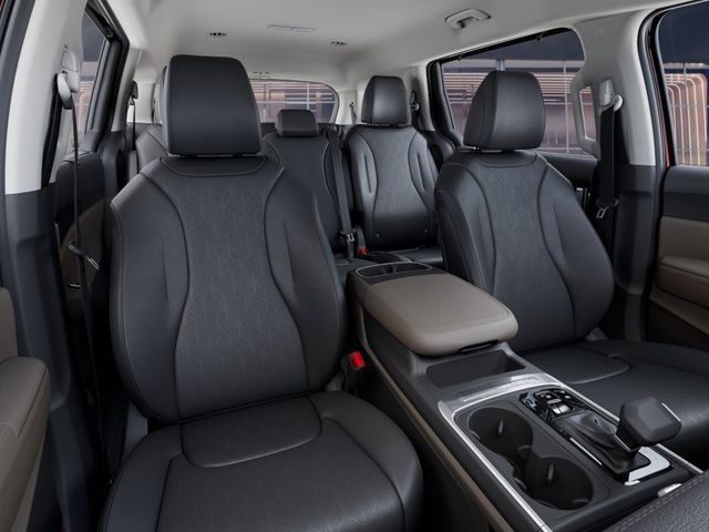 2026 Kia Carnival EX photo 15