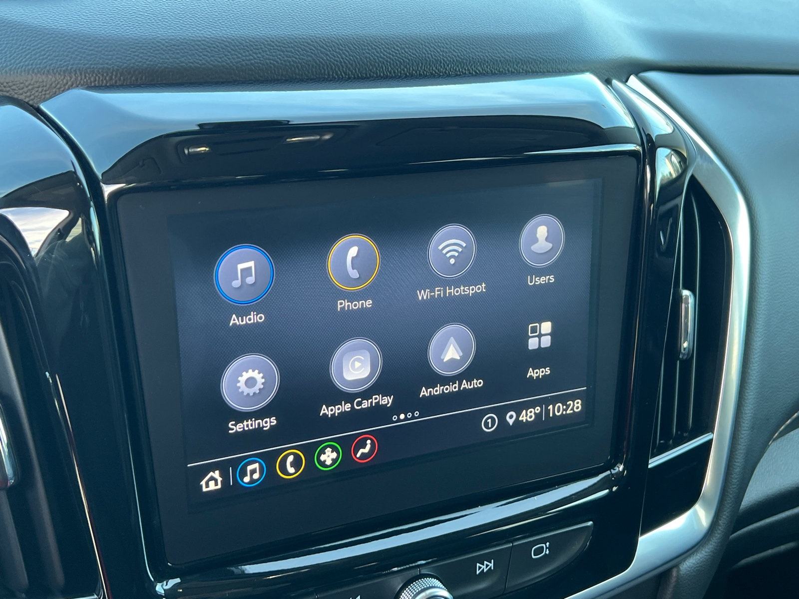 2021 Chevrolet Traverse 1LT photo 4