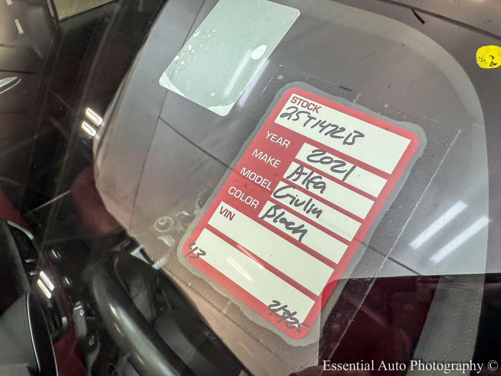 2021 ALFA ROMEO GIULIA (952) - Image 27