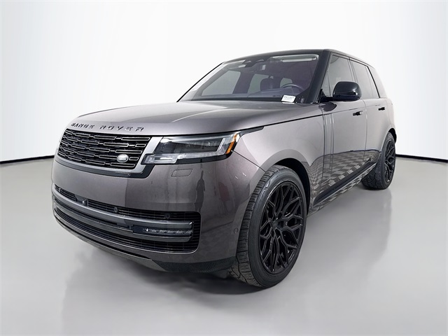 2023 Land Rover Range Rover SE's photo