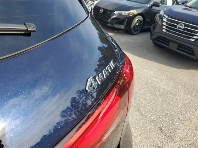 2024 Mercedes Benz GLC 300 4MATIC photo 4