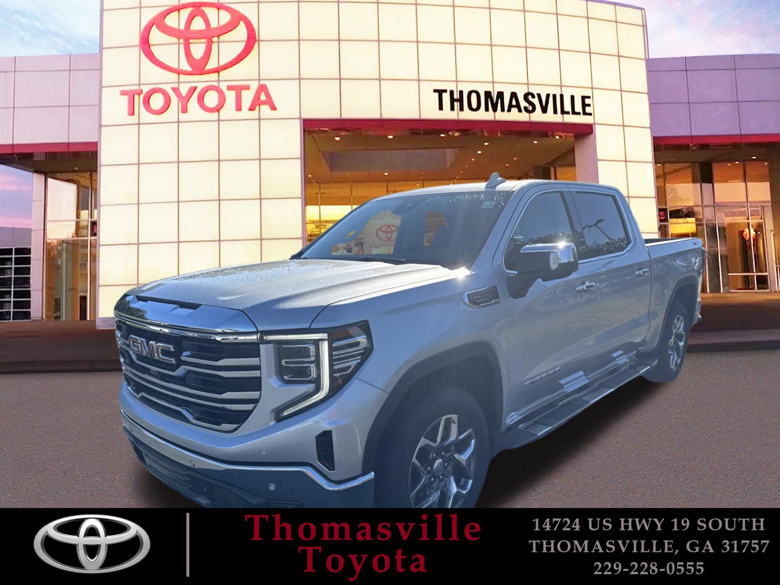 2022 GMC Sierra 1500 SLT's photo