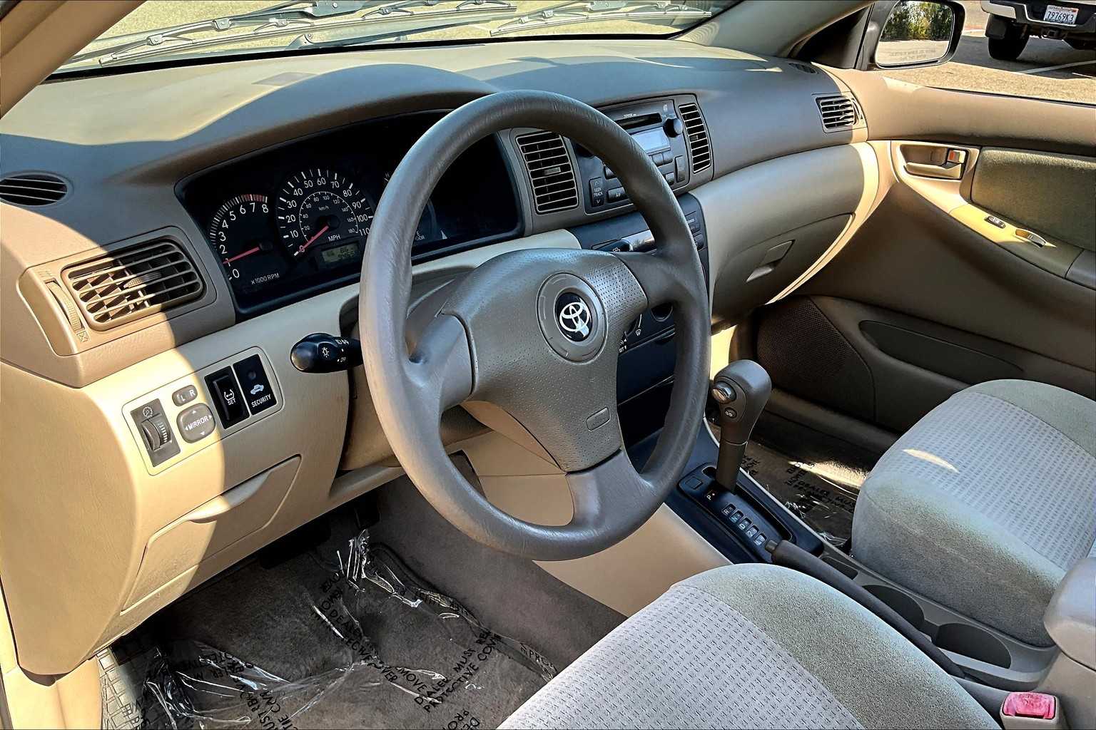 2008 Toyota Corolla CE photo 16