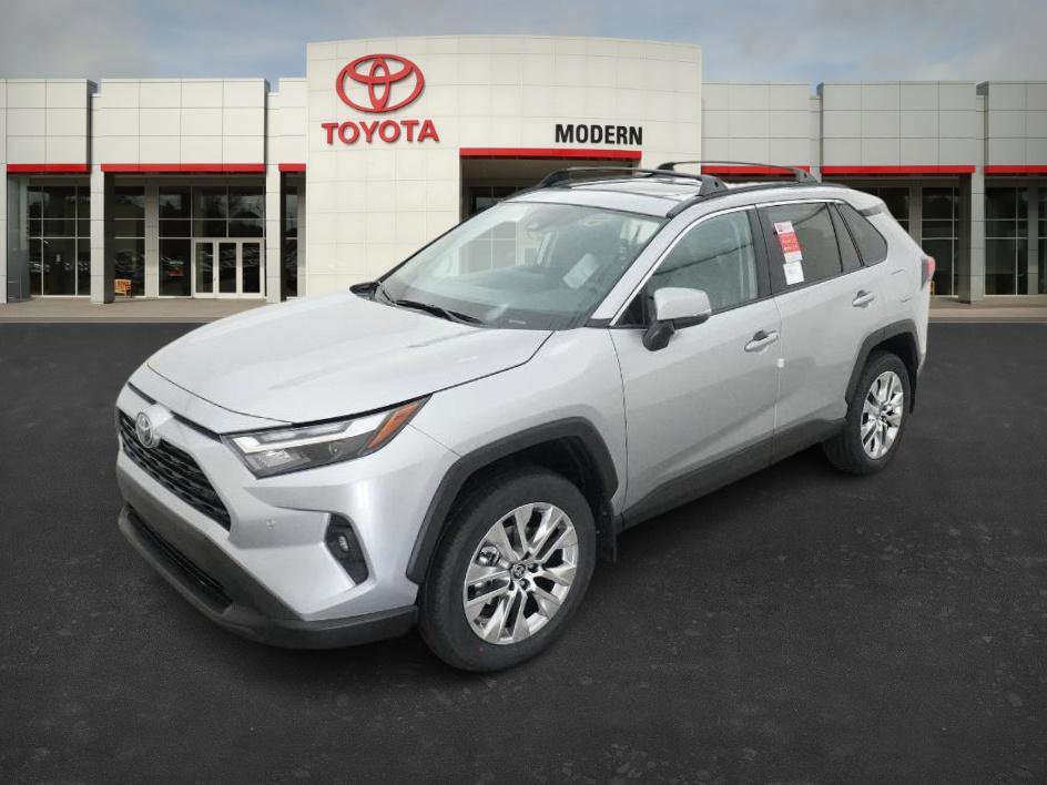 2025 Toyota RAV4 XLE Premium's photo